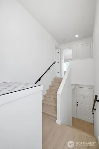 8800 20th Avenue NE Seattle WA 98115