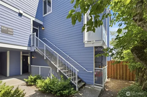 8800 20th Avenue NE Seattle WA 98115