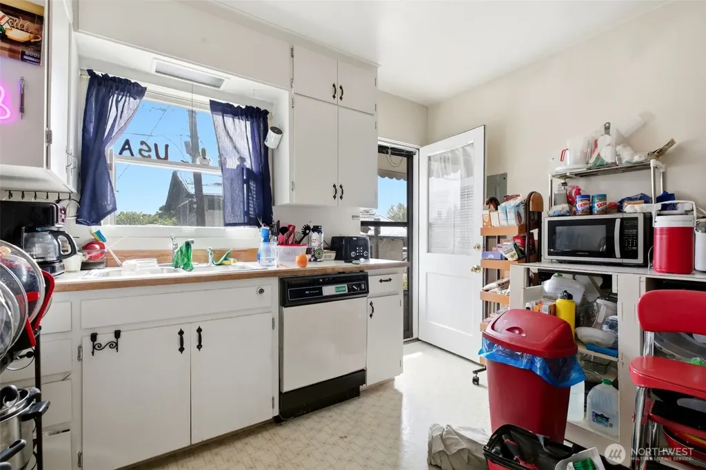 1409 W Yakima Avenue Yakima WA 98902