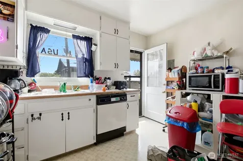 1409 W Yakima Avenue Yakima WA 98902