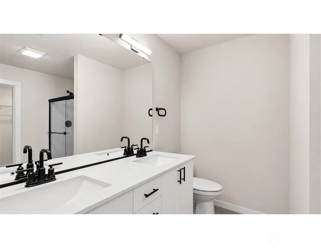 16124 Cascadian Way Bothell WA 98012