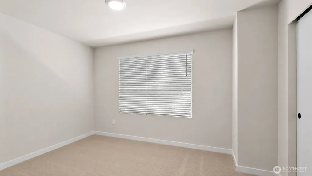 16124 Cascadian Way Bothell WA 98012