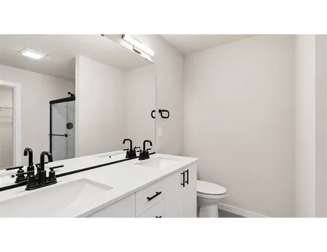16124 Cascadian Way Bothell WA 98012