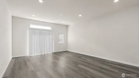 16124 Cascadian Way Bothell WA 98012