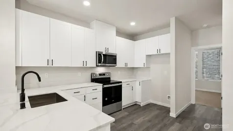 16124 Cascadian Way Bothell WA 98012