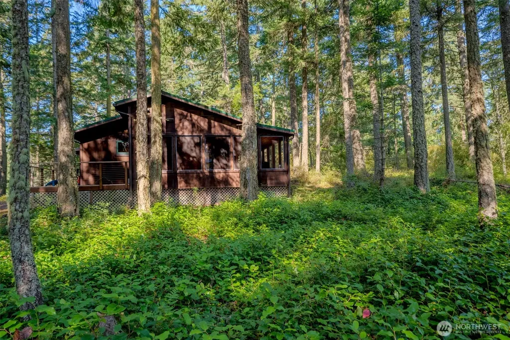 37 Silvermoon Lane Orcas Island WA 98280
