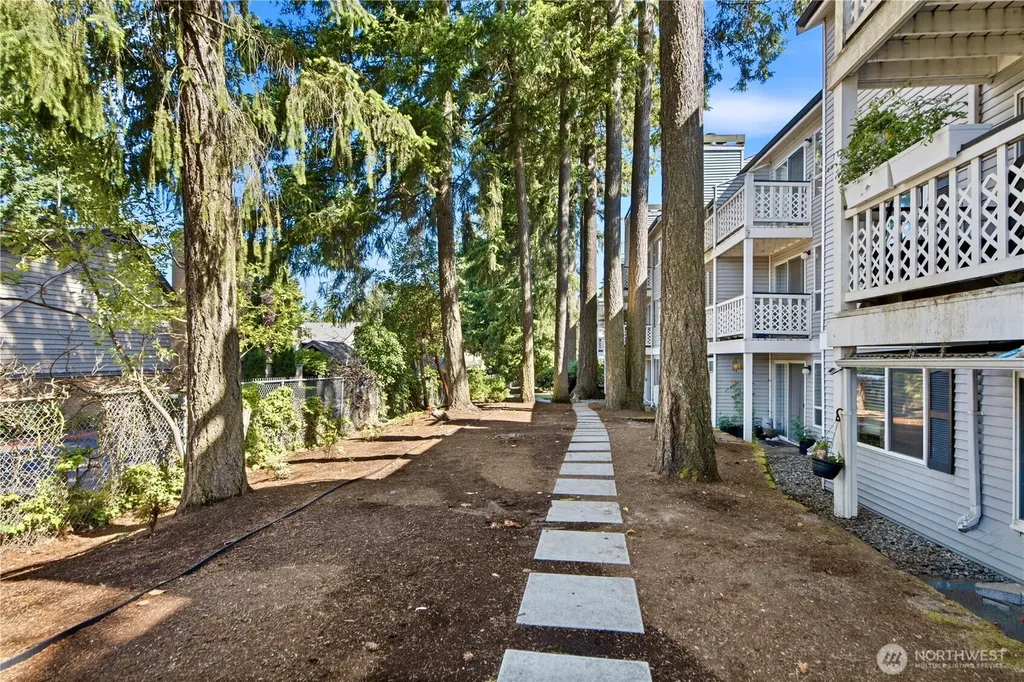 1003 156th Avenue NE Bellevue WA 98007