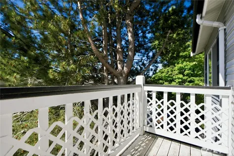 1003 156th Avenue NE Bellevue WA 98007