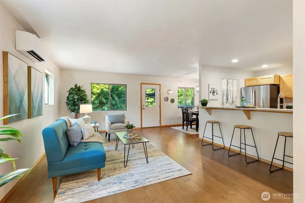 350 NE Ohenry Court Poulsbo WA 98370