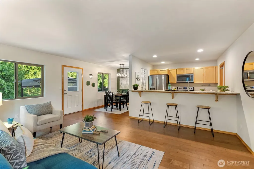 350 NE Ohenry Court Poulsbo WA 98370