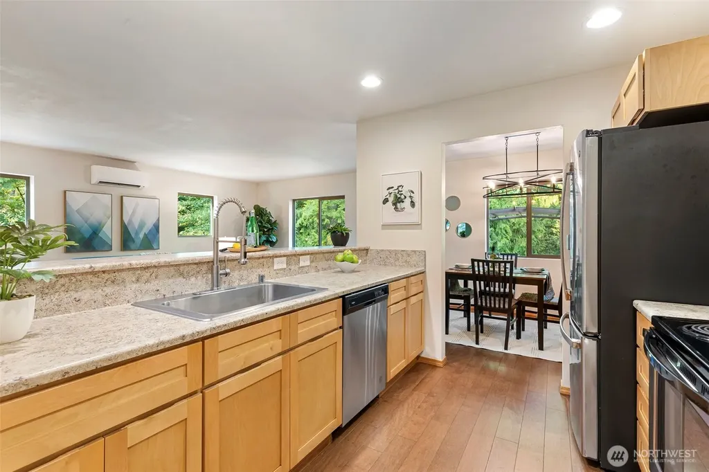 350 NE Ohenry Court Poulsbo WA 98370