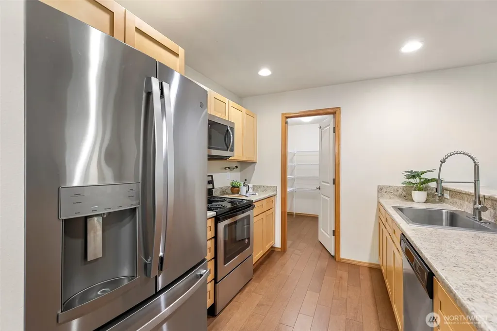 350 NE Ohenry Court Poulsbo WA 98370