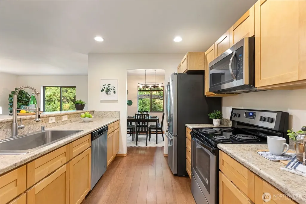 350 NE Ohenry Court Poulsbo WA 98370