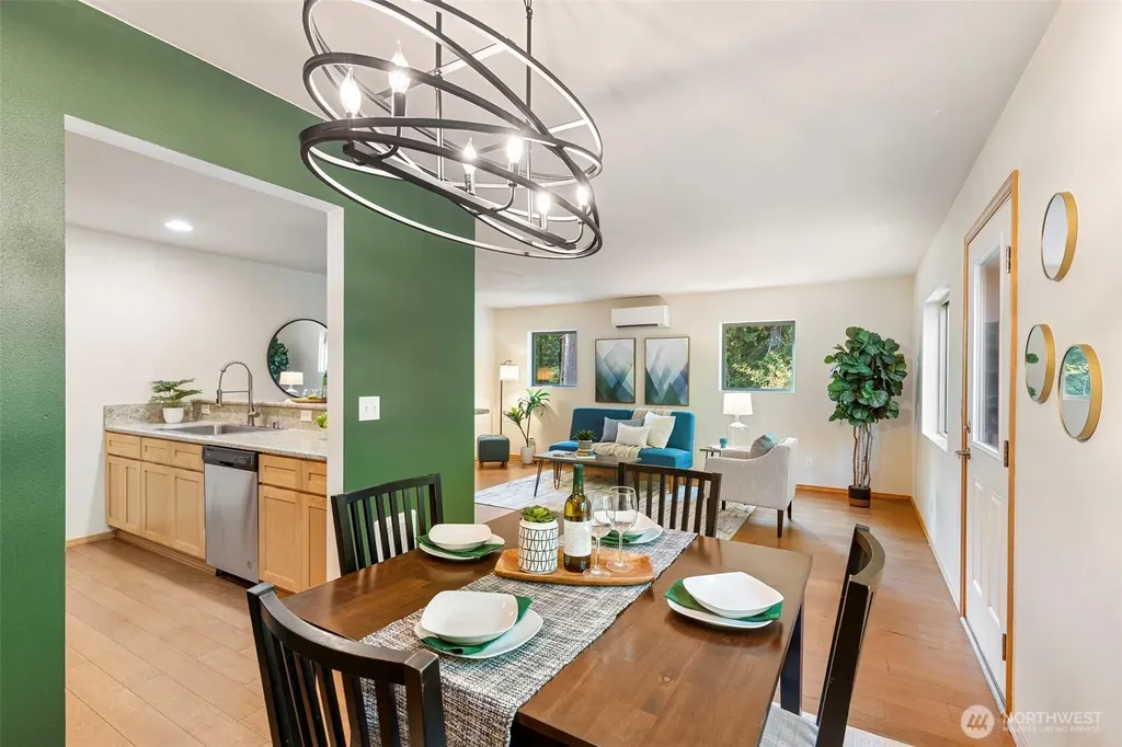 350 NE Ohenry Court Poulsbo WA 98370