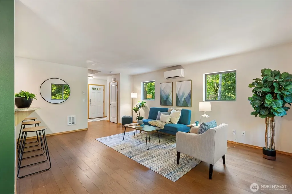 350 NE Ohenry Court Poulsbo WA 98370