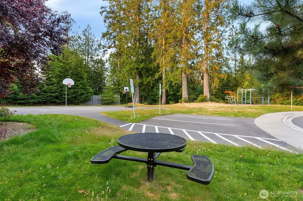 350 NE Ohenry Court Poulsbo WA 98370