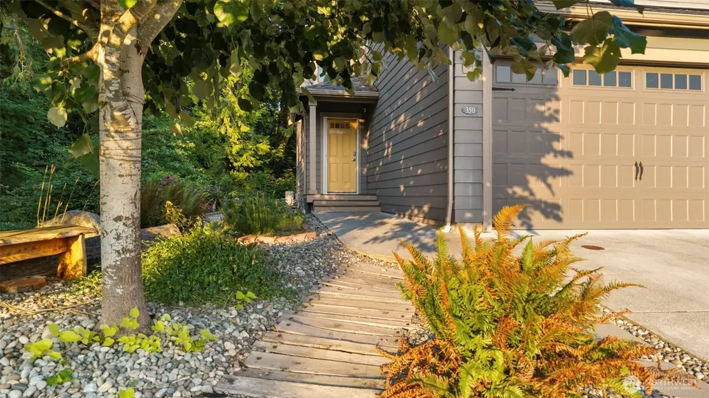 350 NE Ohenry Court Poulsbo WA 98370