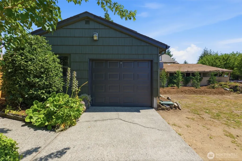 922 Pitt Avenue Bremerton WA 98310