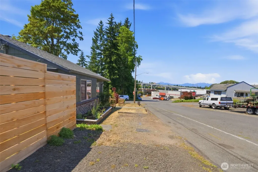 922 Pitt Avenue Bremerton WA 98310