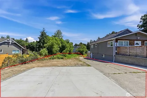 13426 22nd Avenue S Seattle WA 98168