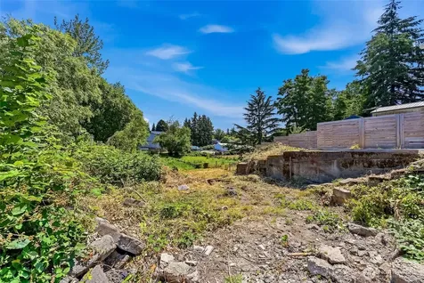 13426 22nd Avenue S Seattle WA 98168