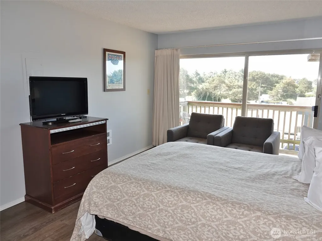 615 Ocean Shores Boulevard NW Ocean Shores WA 98569