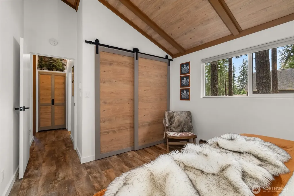 5540 E Mason Lake Drive W Grapeview WA 98546
