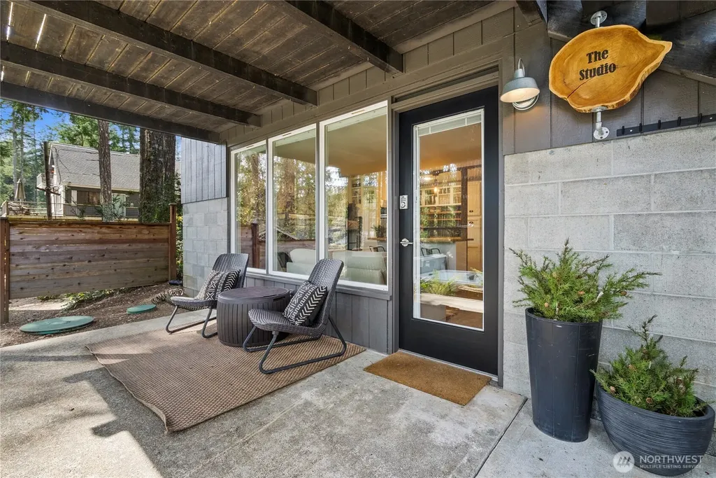 5540 E Mason Lake Drive W Grapeview WA 98546