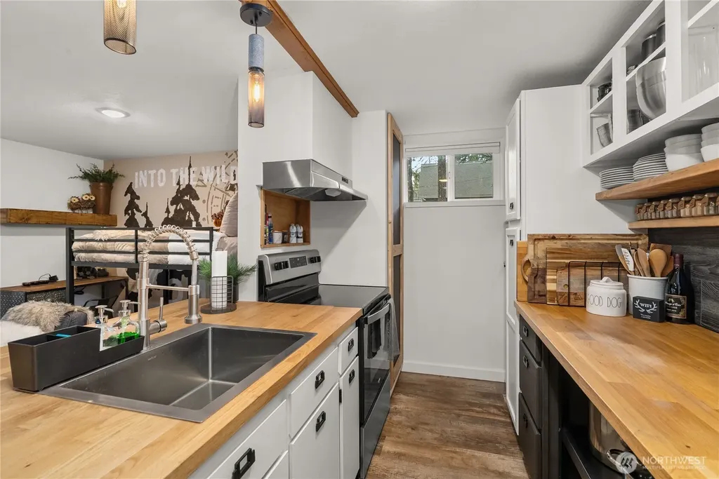 5540 E Mason Lake Drive W Grapeview WA 98546