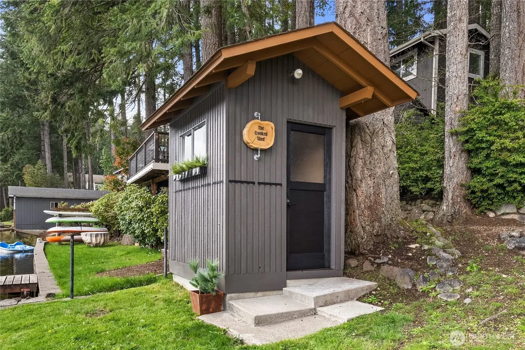 5540 E Mason Lake Drive W Grapeview WA 98546