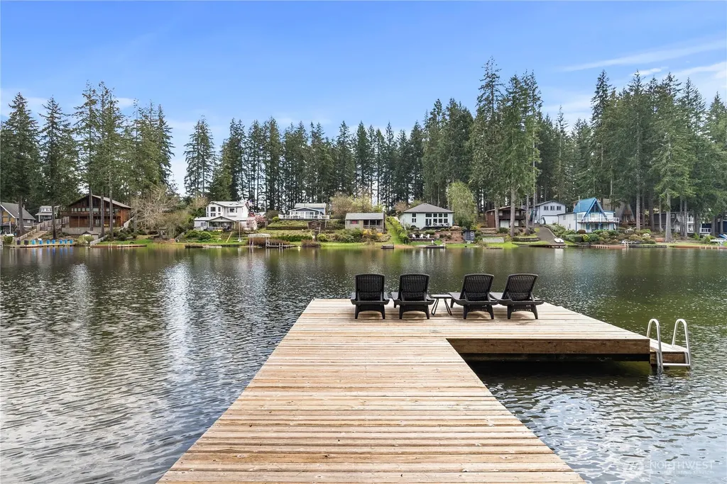 5540 E Mason Lake Drive W Grapeview WA 98546