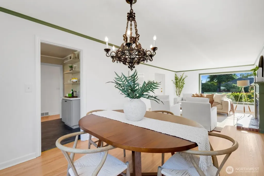3848 29th Avenue W Seattle WA 98199