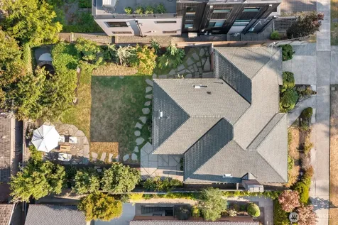 3848 29th Avenue W Seattle WA 98199