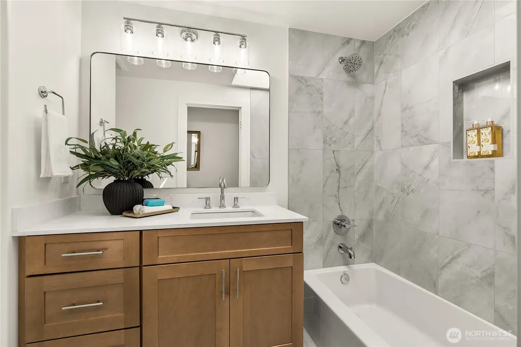 16806 118th Avenue NE Bothell WA 98011