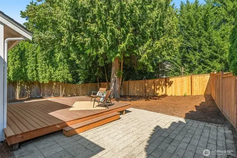 16806 118th Avenue NE Bothell WA 98011