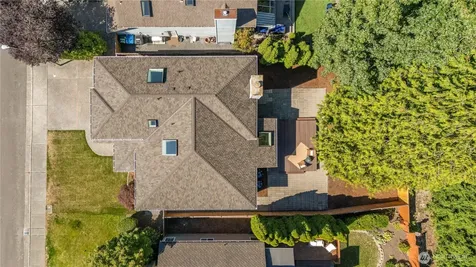 16806 118th Avenue NE Bothell WA 98011