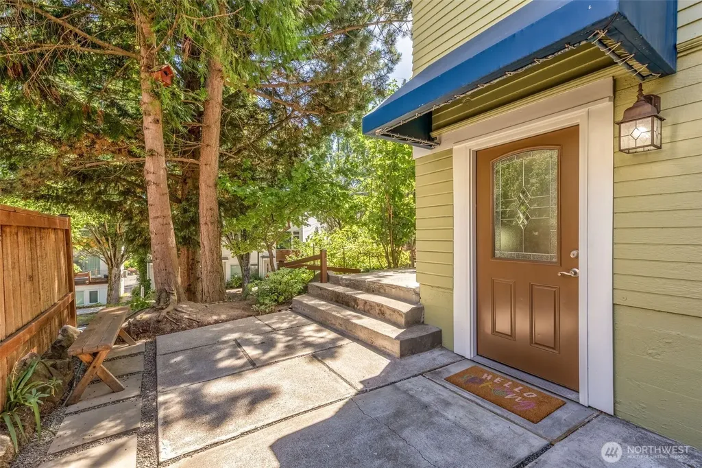 2021 15th Avenue S Seattle WA 98144