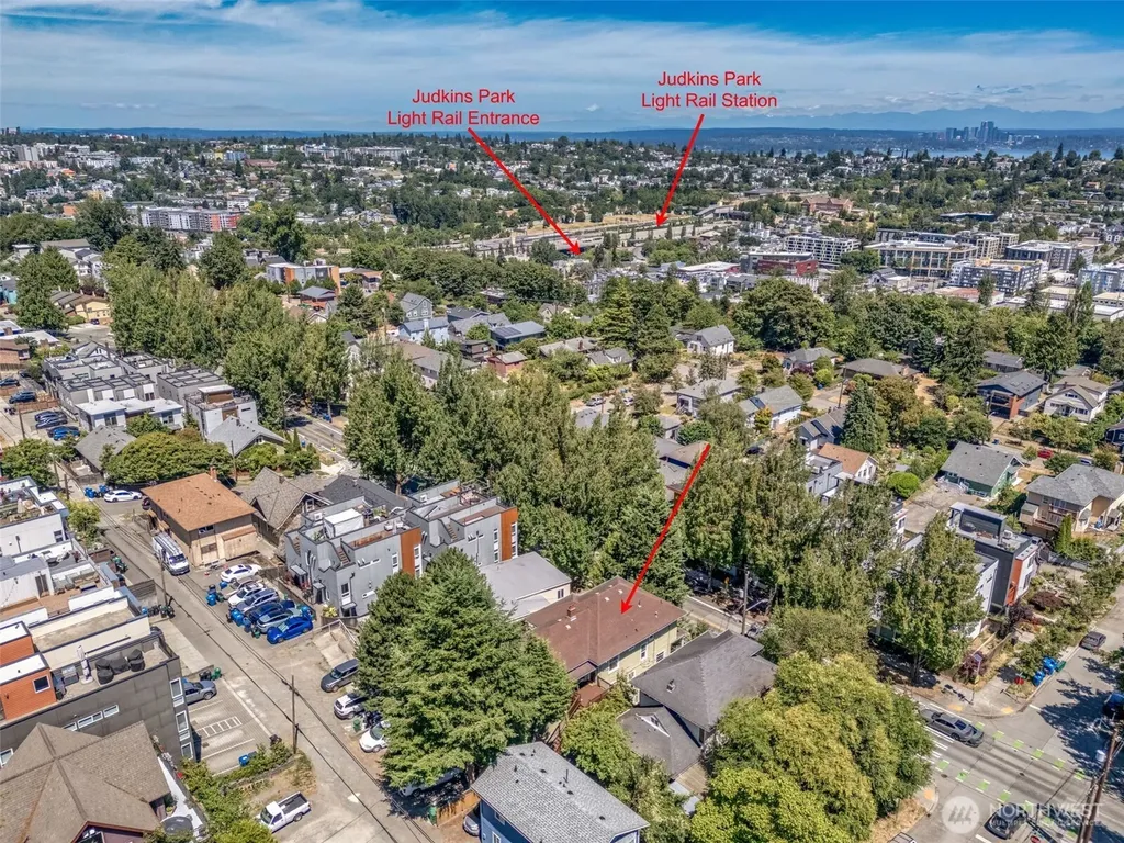 2021 15th Avenue S Seattle WA 98144