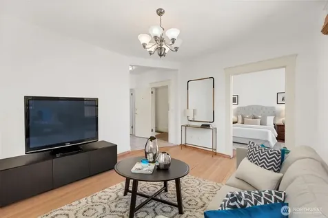 2021 15th Avenue S Seattle WA 98144