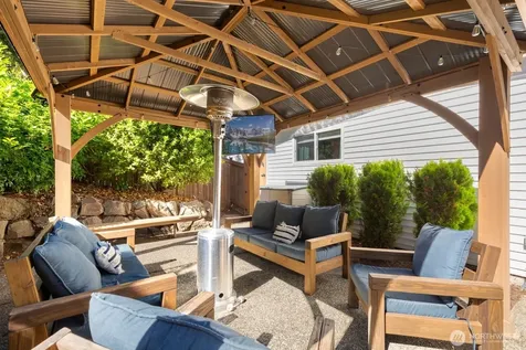 11123 34th Place SW Seattle WA 98146