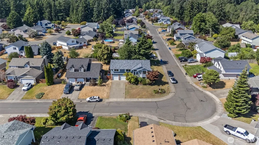 11321 172nd Street E Puyallup WA 98374