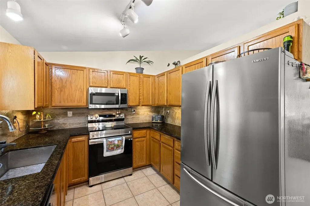 11321 172nd Street E Puyallup WA 98374