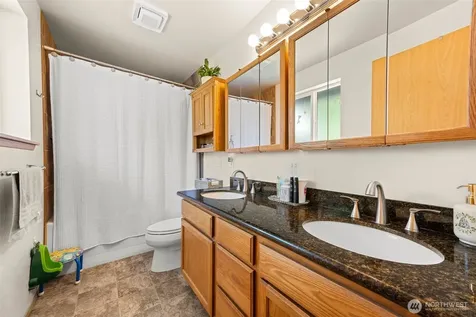 11321 172nd Street E Puyallup WA 98374