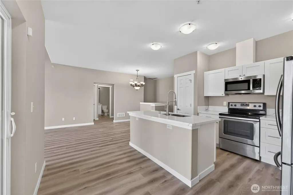 2666 Hamiliton Avenue Dupont WA 98327