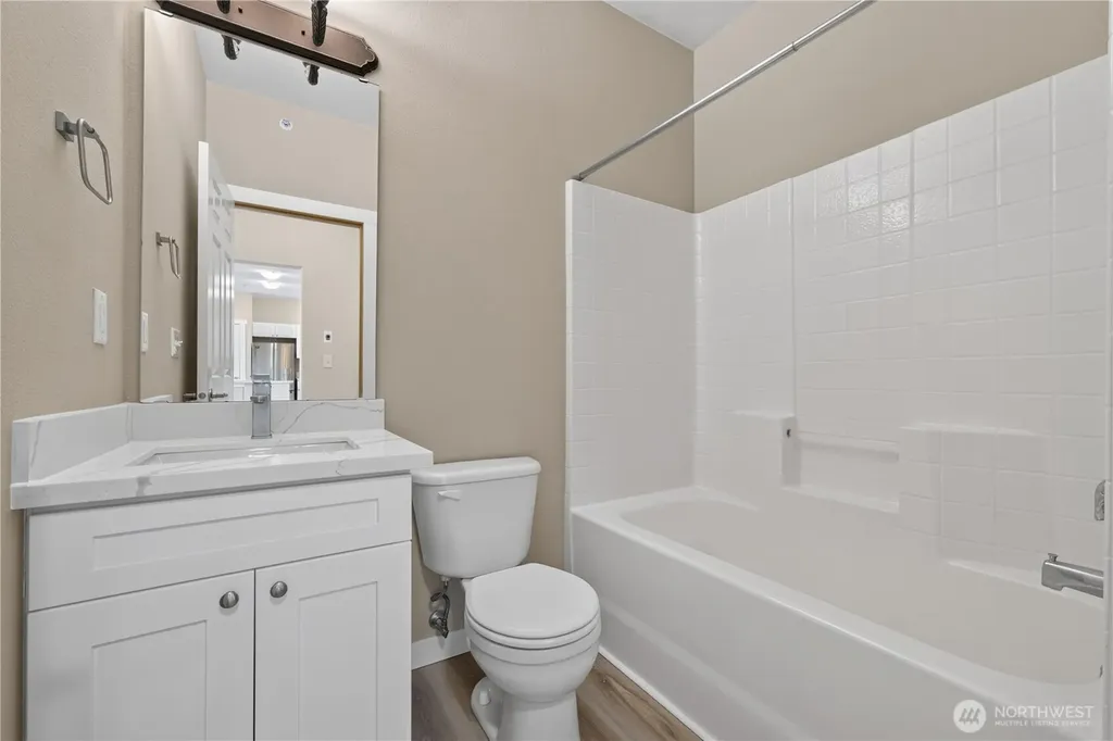 2666 Hamiliton Avenue Dupont WA 98327
