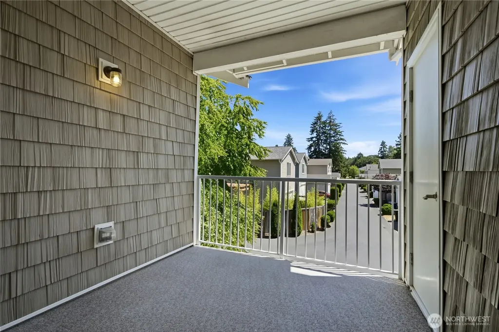 2666 Hamiliton Avenue Dupont WA 98327
