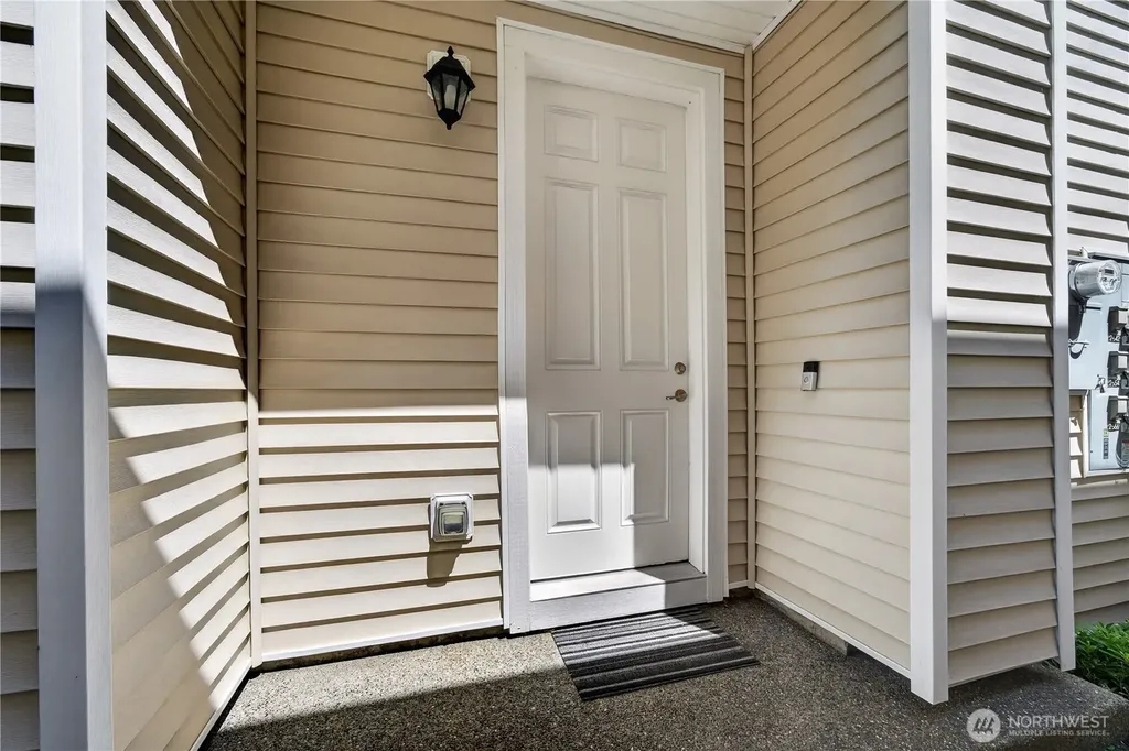 2666 Hamiliton Avenue Dupont WA 98327