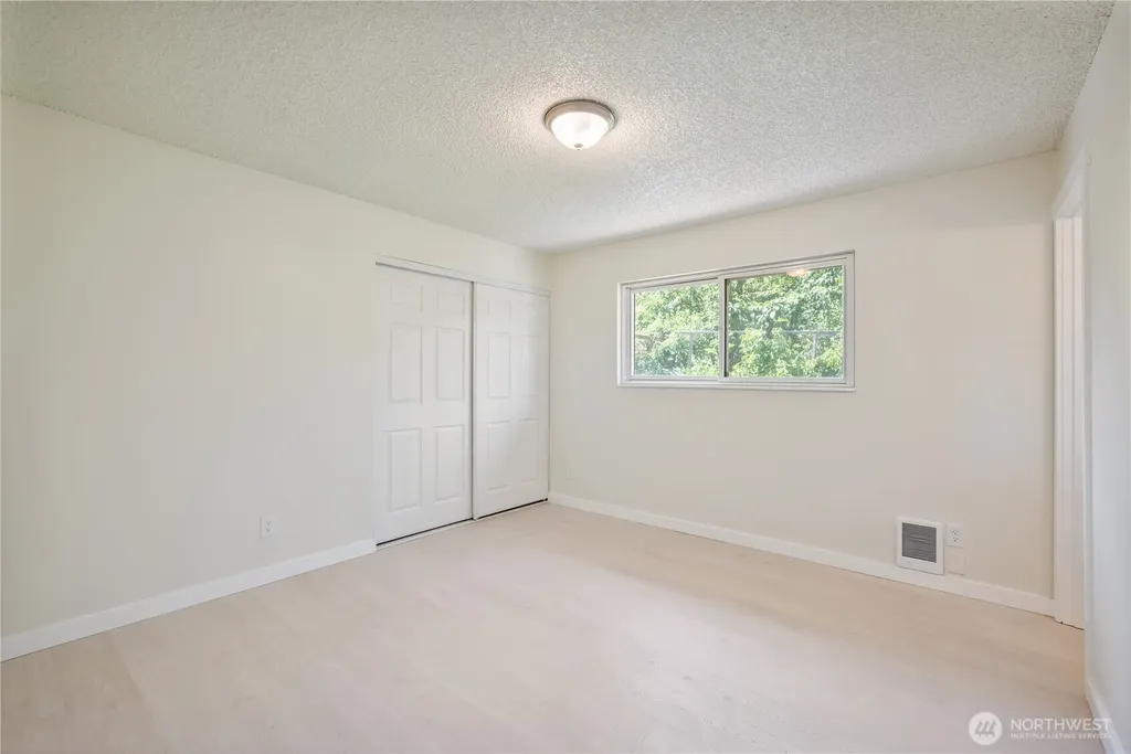 1703 33rd Avenue Longview WA 98632