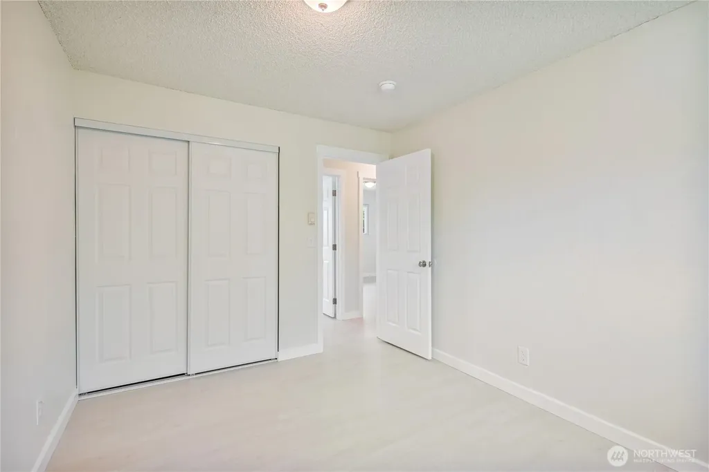 1703 33rd Avenue Longview WA 98632