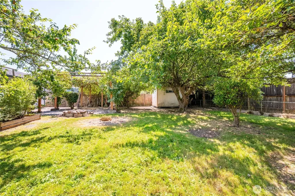 1703 33rd Avenue Longview WA 98632